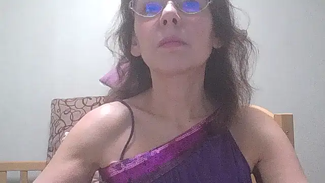 Snapshot of HollyJewel chatting on 15, 1, 2025 HollyJewel online show from 15, 1, 2025