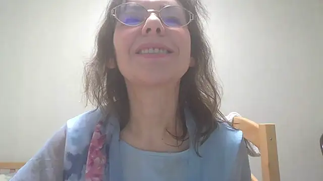 Snapshot of HollyJewel chatting on 21, 1, 2025 HollyJewel online show from 21, 1, 2025