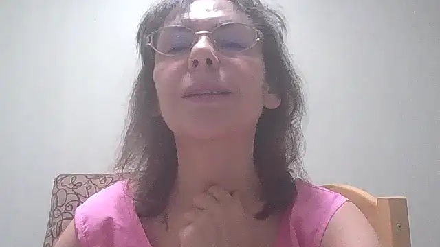 Snapshot of HollyJewel chatting on 6, 2, 2025 HollyJewel online show from 6, 2, 2025