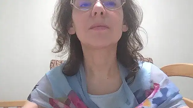 Snapshot of HollyJewel chatting on 12, 3, 2025 HollyJewel online show from 12, 3, 2025