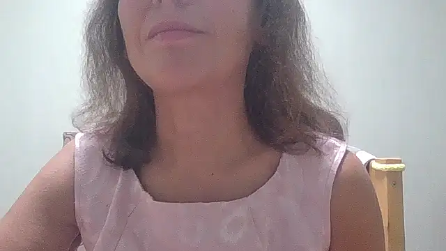 Snapshot of HollyJewel chatting on 5, 10, 2025 HollyJewel online show from 5, 10, 2025