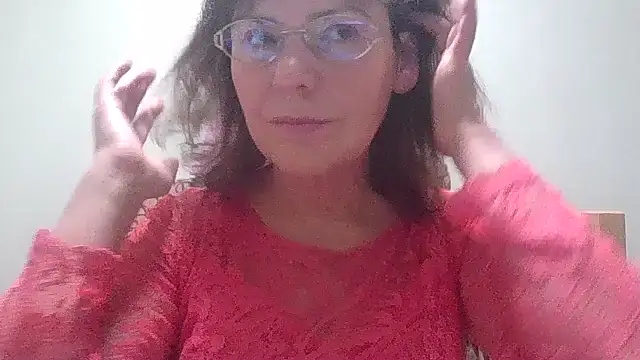 Snapshot of HollyJewel chatting on 12, 11, 2025 HollyJewel online show from 12, 11, 2025