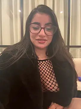 ZoeZayd online show from 25, 2, 2026