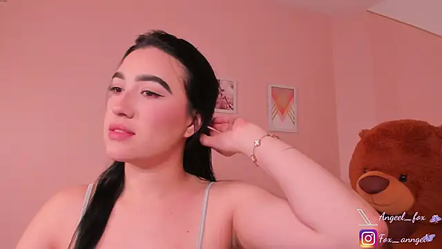 angeel fox online show from 17, 9, 2025