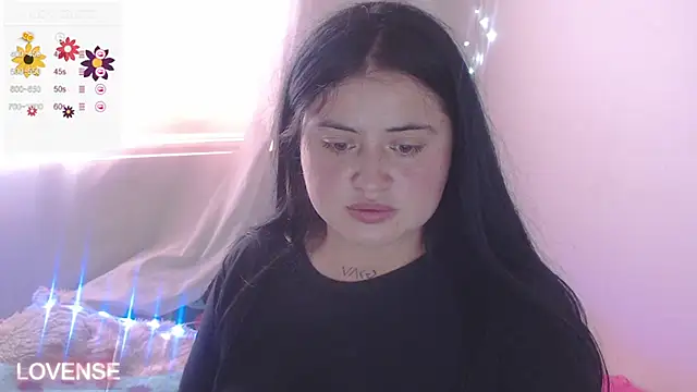 Snapshot of PamelaDoouce chatting on 5, 12, 2024 PamelaDoouce online show from 5, 12, 2024