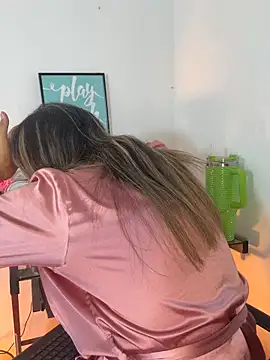 AriannaTorres online show from 13, 4, 2026