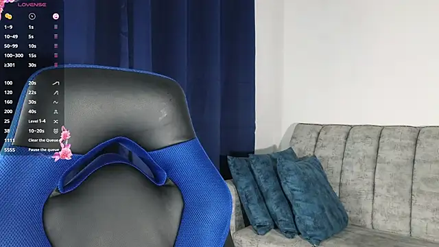 Snapshot of ZaraDames_ chatting on 20, 6, 2026 ZaraDames online show from 20, 6, 2026