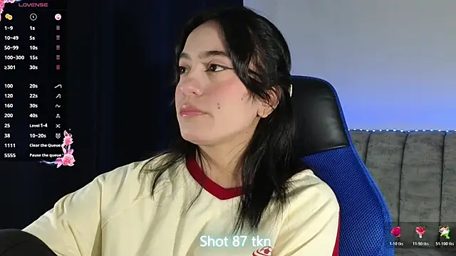 Snapshot of ZaraDames_ chatting on 28, 6, 2026 ZaraDames online show from 28, 6, 2026