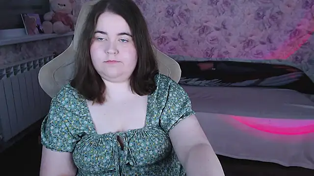 Estelle Hicks online show from 18, 5, 2026