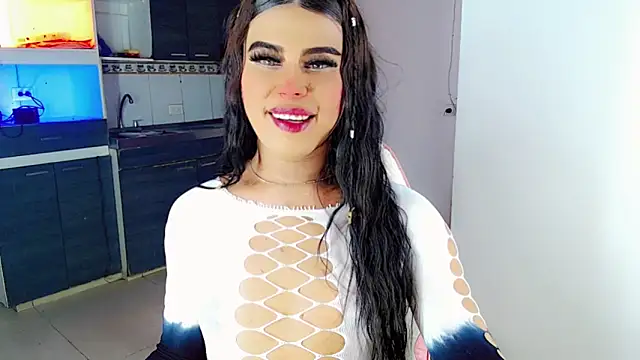 Snapshot of LittleEmmaa chatting on 26, 2, 2026 LittleEmmaa online show from 26, 2, 2026