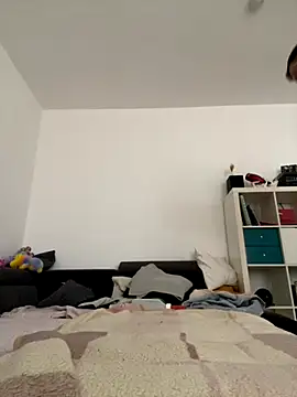 0maxx00 online show from 5, 10, 2025