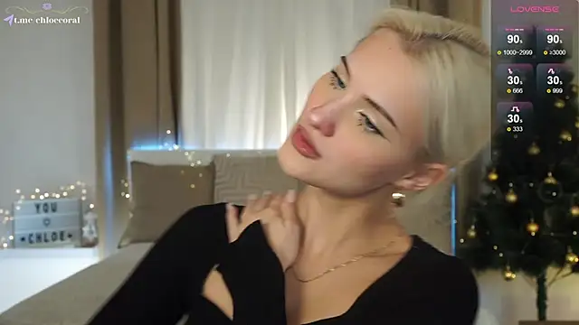 Snapshot of ChloeCoral chatting on 12, 12, 2024 ChloeCoral online show from 12, 12, 2024