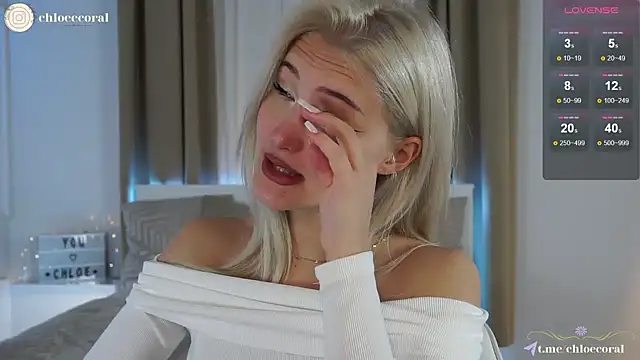 Snapshot of ChloeCoral chatting on 19, 1, 2025 ChloeCoral online show from 19, 1, 2025