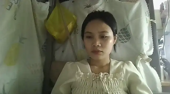 Snapshot of Be-MyMy chatting on 2, 3, 2025 Be-MyMy online show from 2, 3, 2025