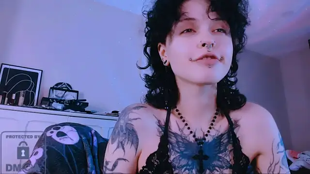 Snapshot of NaughtyLittleFox chatting on 15, 6, 2026 NaughtyLittleFox online show from 15, 6, 2026