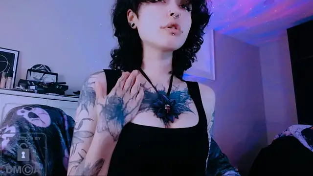 Snapshot of NaughtyLittleFox chatting on 20, 6, 2026 NaughtyLittleFox online show from 20, 6, 2026