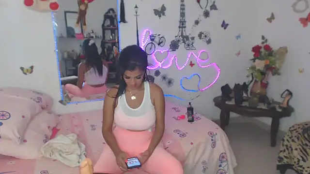 Snapshot of brigitht chatting on 23, 1, 2025 brigitht online show from 23, 1, 2025