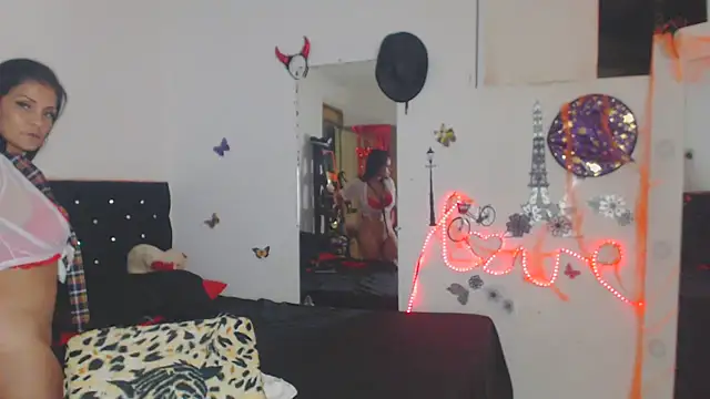 Snapshot of brigitht chatting on 31, 10, 2025 brigitht online show from 31, 10, 2025