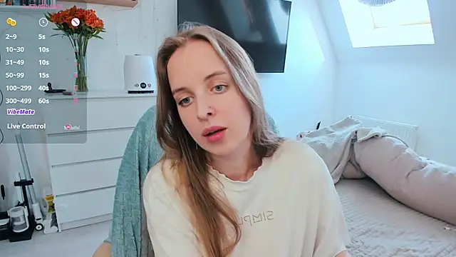 violet blue eyes online show from 8, 4, 2026