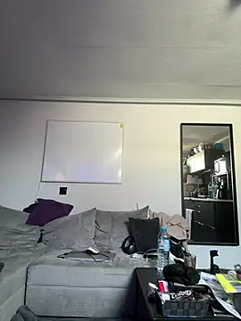 Livewithlucy online show from 14, 3, 2025