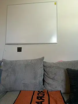 Livewithlucy online show from 18, 3, 2025