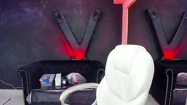 Snapshot of saracaball_ chatting on 22, 3, 2025 saracaball online show from 22, 3, 2025
