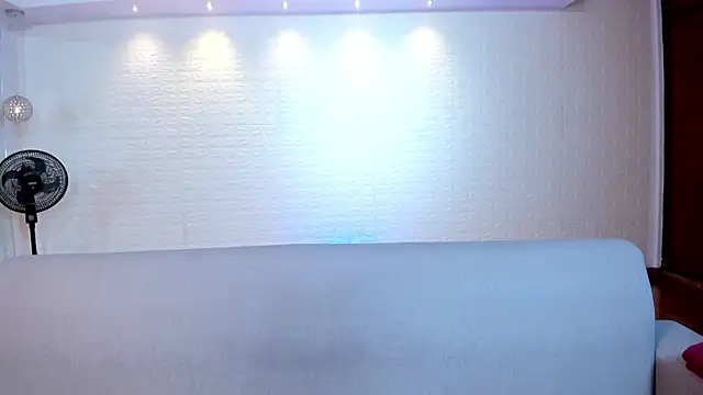 violet scott online show from 20, 12, 2025