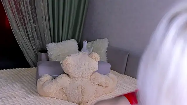 Snapshot of Sweeet_Barbie chatting on 21, 5, 2026 Sweeet Barbie online show from 21, 5, 2026