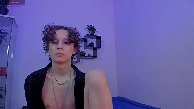 Vampirella GS online show from 27, 12, 2024