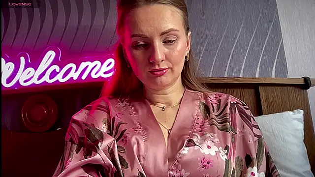 Snapshot of Viola_sweet chatting on 17, 2, 2025 Viola sweet online show from 17, 2, 2025