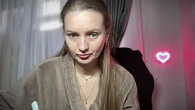 Snapshot of Viola_sweet chatting on 18, 2, 2025 Viola sweet online show from 18, 2, 2025