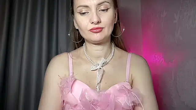 Snapshot of Viola_sweet chatting on 26, 11, 2025 Viola sweet online show from 26, 11, 2025