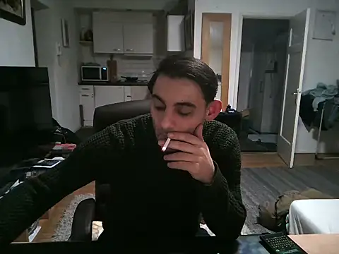 Snapshot of mihaimichael chatting on 15, 2, 2025 mihaimichael online show from 15, 2, 2025