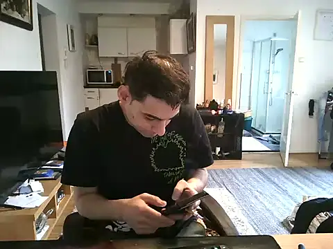 Snapshot of mihaimichael chatting on 24, 2, 2025 mihaimichael online show from 24, 2, 2025