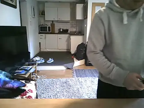 Snapshot of mihaimichael chatting on 5, 3, 2025 mihaimichael online show from 5, 3, 2025