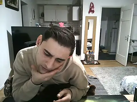 Snapshot of mihaimichael chatting on 12, 3, 2025 mihaimichael online show from 12, 3, 2025