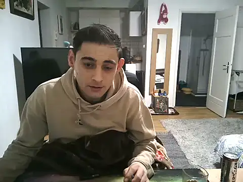 Snapshot of mihaimichael chatting on 13, 3, 2025 mihaimichael online show from 13, 3, 2025