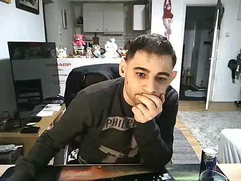 Snapshot of mihaimichael chatting on 20, 3, 2025 mihaimichael online show from 20, 3, 2025