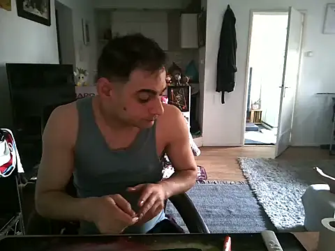 Snapshot of mihaimichael chatting on 22, 3, 2025 mihaimichael online show from 22, 3, 2025