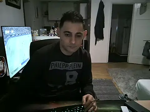 Snapshot of mihaimichael chatting on 22, 3, 2025 mihaimichael online show from 22, 3, 2025