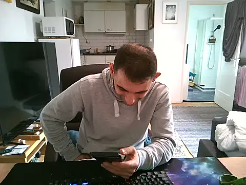 Snapshot of mihaimichael chatting on 14, 9, 2025 mihaimichael online show from 14, 9, 2025
