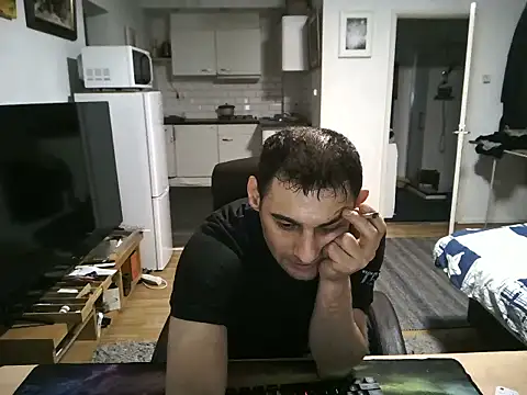 Snapshot of mihaimichael chatting on 3, 10, 2025 mihaimichael online show from 3, 10, 2025