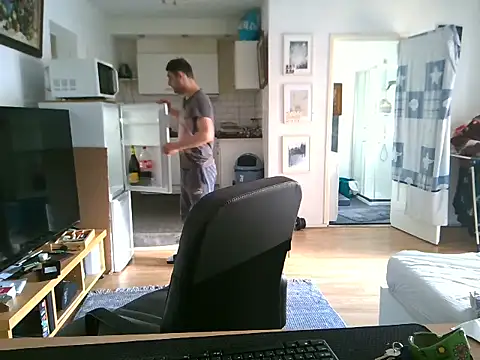 mihaimichael online show from 4, 6, 2026