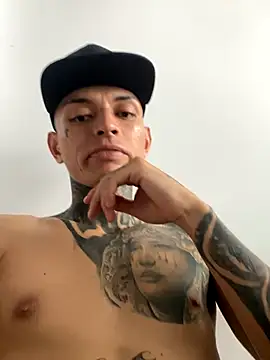 Snapshot of Herem369 chatting on 20, 12, 2025 Herem369 online show from 20, 12, 2025