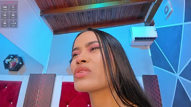 Snapshot of Karoll014 chatting on 30, 9, 2025 Karoll014 online show from 30, 9, 2025