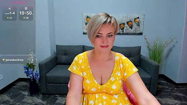 Snapshot of Julia_Wilsone chatting on 1, 11, 2025 Julia Wilsone online show from 1, 11, 2025