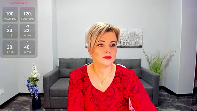 Snapshot of Julia_Wilsone chatting on 30, 11, 2025 Julia Wilsone online show from 30, 11, 2025