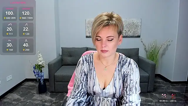 Snapshot of Julia_Wilsone chatting on 2, 12, 2025 Julia Wilsone online show from 2, 12, 2025