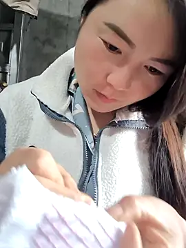 Sweetlove 77 online show from 24, 2, 2025