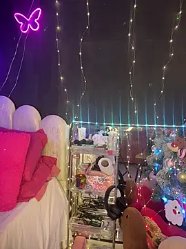 AlisonHoot69 online show from 17, 12, 2025